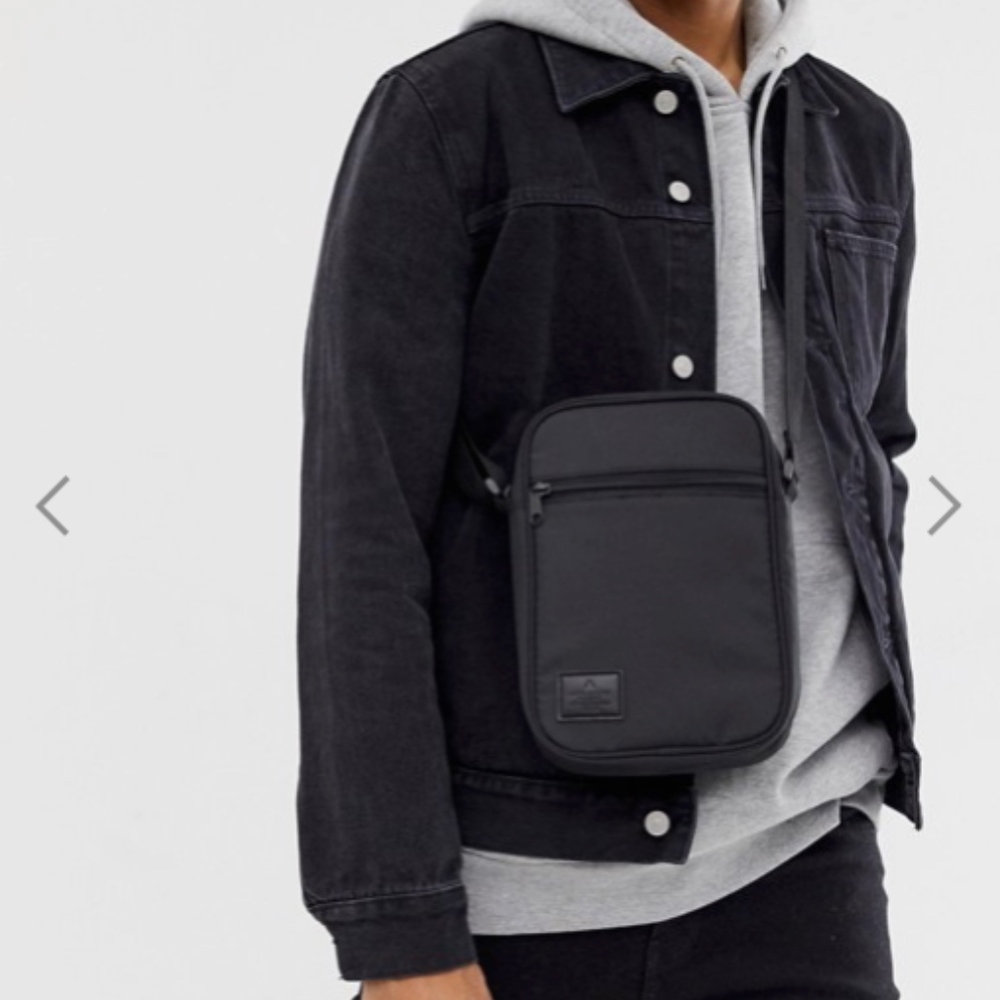 ASOS Flight Bag – Crossbody Sling in Black Canvas
